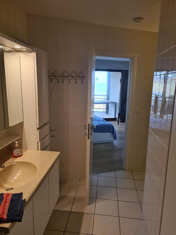 Luxurious Apartment With Sea View Blankenberge Exterior photo